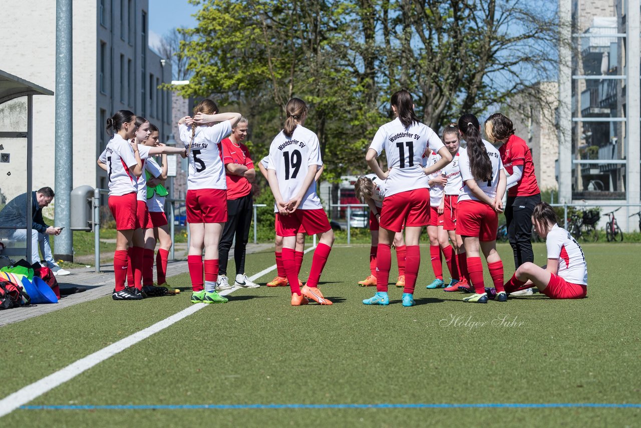 Bild 206 - wCJ Germania Schnelsen - Walddoerfer SV : Ergebnis: 0:6